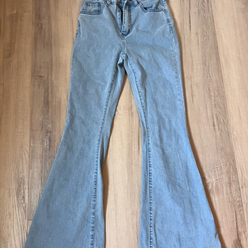 SHEIN Light Blue Flare Jeans
